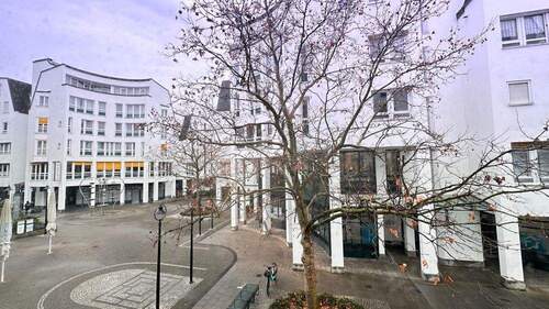 Ansicht Innenhof Kaiserpassage mit großer Werbefläche - Büro zur Miete in Reutlingen