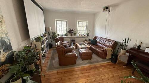 Wohnzimmer - 4 Zimmer Etagenwohnung zur Miete in Wipperfürth