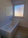 Bad mit Badewanne... - 