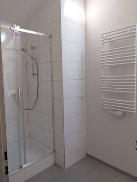 Gemeinschafts-Bad mit Oberlicht - 