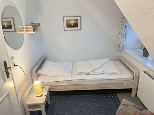 Nordstrand Schlafzimmer 2 (2).jpg - 