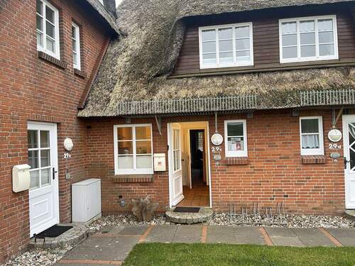 Nordstrand Außenansicht Eingang (2).jpg - 3 Zimmer Ferienhaus zum Kaufen in Nordstrand