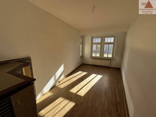 Wohnen - 3 Zimmer Etagenwohnung in Wilkau-Haßlau