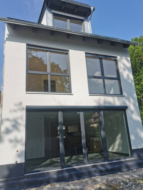 f858f280-d653-40de-9682-6eb4722adfea - Neubau: Modernes Wohnen am Theresienstein - Exklusive 4-Zimmer-Wohnung in Hof