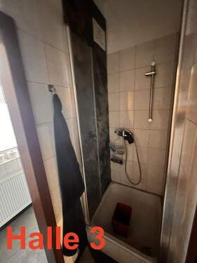 Halle 3 Dusche EG - 