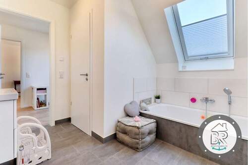 Entspannen und abschalten – übergroße Badewanne - 