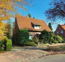 Großzügiges Familienhaus mit Einliegerwohnung, Gartenidylle & vielfältigen Nutzungsmöglichkeiten in Vreden