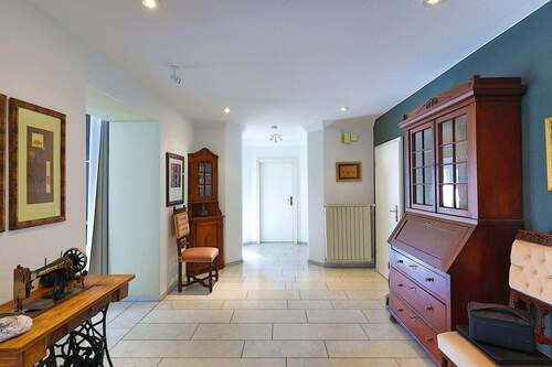 Flur im EG - 7 Zimmer Einfamilienhaus in Vreden