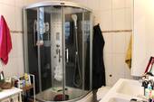 Badezimmer mit Fenster 1.OG - 