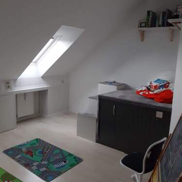 Dachgeschoßzimmer.jpg - 