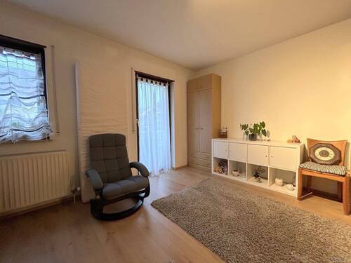 Zimmer - 1 Zimmer Etagenwohnung zum Kaufen in Mannheim / Rheinau