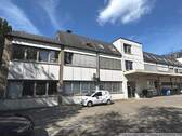 Innenhof Zugang - ***ALSTERDORF*** ca. 77 m² Büro - 3 Räume, Glas und Kompakt, Praktisch + Gut!!