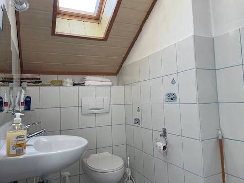 Tageslicht-Duschbad im Obergeschoss! - 