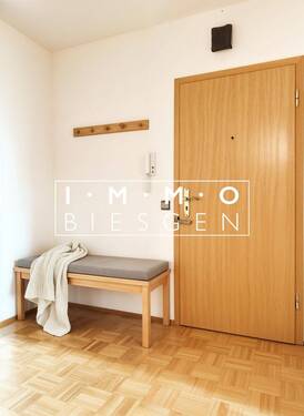 Diele - Etagenwohnung mit 86,00 m&sup2; in Mülheim an der Ruhr zum Kaufen