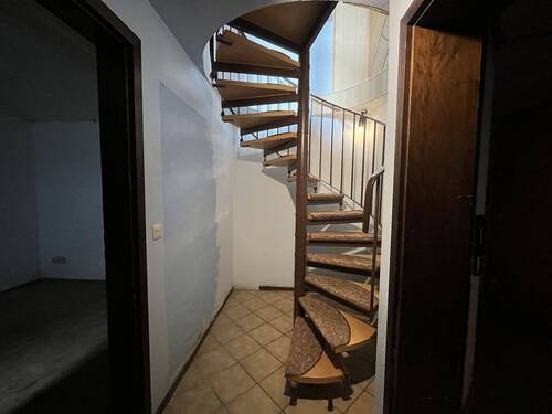 Treppe zum Keller - 