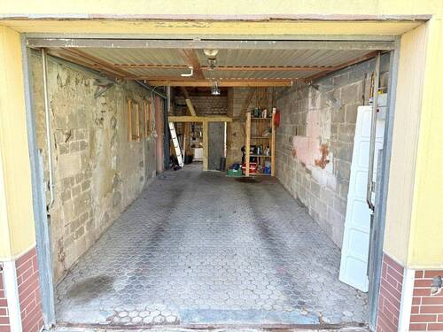 EG Garage - 