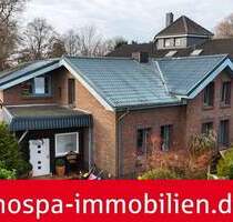 Wohnhaus mit viel Wohnfläche, Doppelgarage mit Abstellraum und Terrasse in Munkwolstrup - Oeversee