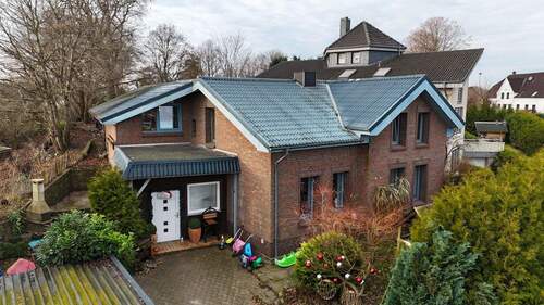 Luftbildaufnahme - 7 Zimmer Einfamilienhaus zum Kaufen in Oeversee