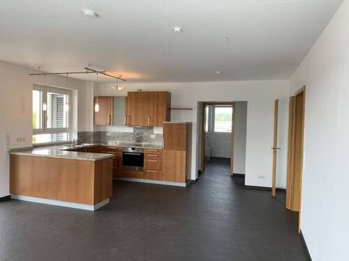 Küche - Gut ausgestattete 4-Zimmerwohnung - barrierefrei mit Balkon