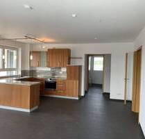 Gut ausgestattete 4-Zimmerwohnung - barrierefrei mit Balkon - Herzogenaurach