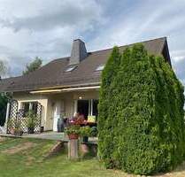 Ihr neues Zuhause: Einfamilienhaus mit Garten, Pool und Doppelgarage provisionsfrei in Altenburg zu verkaufen! - Thüringen - Altenburg