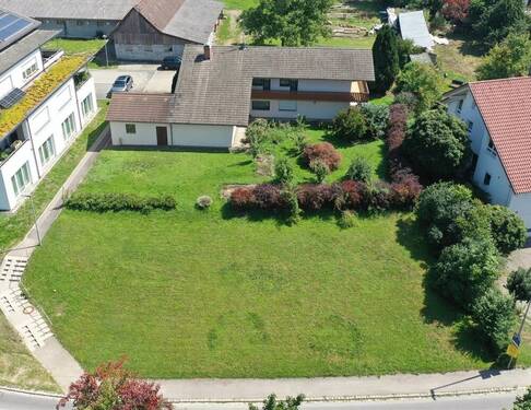 Titlebild - Wohnen mit Charakter - Großzügiges Einfamilienhaus mit Einliegerwohnung in idyllischer Randlage von Wittenhofen