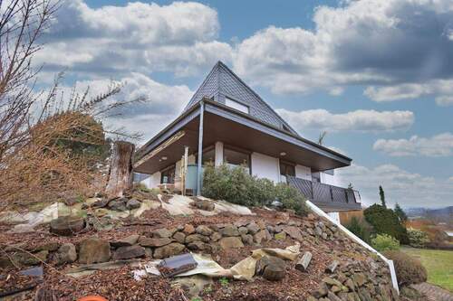 Haus 1.jpg - Zweifamilienhaus mit Apartment in Feldrandlage mit traumhaftem Stauseeblick