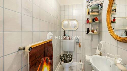 1. OG Toilette - 