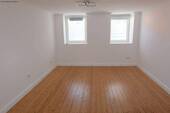 Kinder- Arbeitszimmer, EG - 3 Zimmer Mehrfamilienhaus, Wohnhaus in Kenn