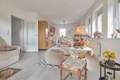 Wohnzimmer - 2 Zimmer Etagenwohnung zum Kaufen in Achim