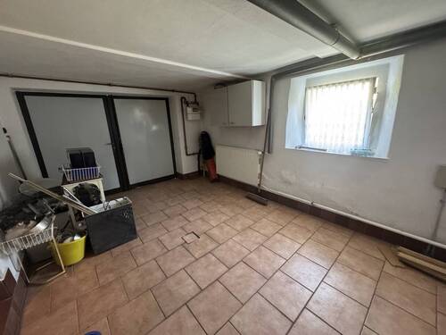 Garage - 