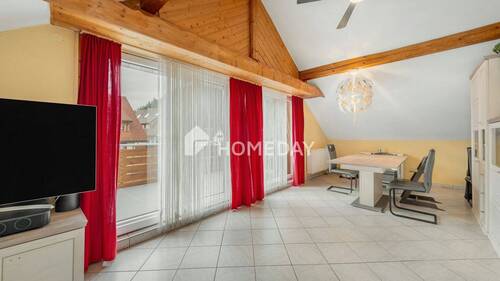 Wohnzimmer 1 - 6 Zimmer Etagenwohnung in Titisee-Neustadt