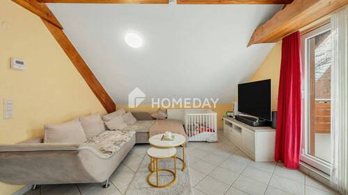 Wohnzimmer 2 - Etagenwohnung mit 120,00 m² in Titisee-Neustadt zum Kaufen