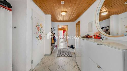 Flur 1 - 
