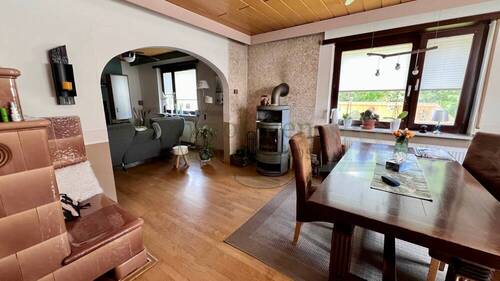 EG Ess- & Wohnzimmer Ansicht 1 - 5 Zimmer Mehrfamilienhaus, Wohnhaus in Lampertheim