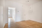 Diele modernisierte Wohnung 2.OG - 
