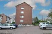 Ansicht Parkplatz vor dem Haus - 