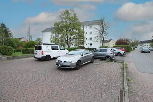 Parkplatz rechts außen - 