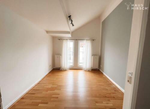 Schlafzimmer - 2 Zimmer Etagenwohnung zum Kaufen in Erfurt