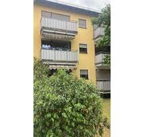 Neu renovierte 2-Zimmer-Wohnung mit Balkon am Tillypark - Nürnberg West