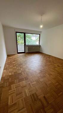 Wohnen mit Ausgang zum Balkon - 