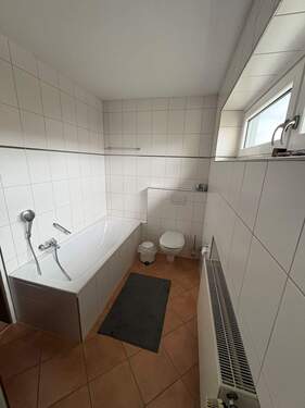 1. OG Badewanne - 