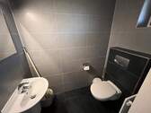 EG WC - 