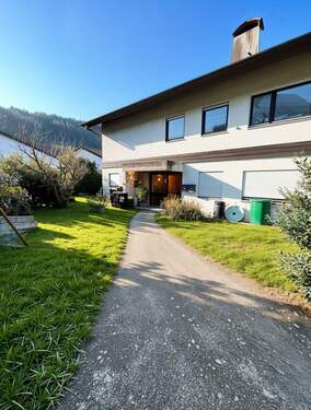 Vorderansicht markiert - 9 Zimmer Mehrfamilienhaus, Wohnhaus zum Kaufen in Unterreichenbach