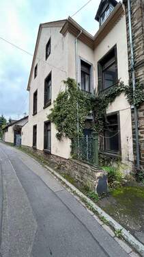 Seperater Zugang - 7 Zimmer Einfamilienhaus zum Kaufen in Kobern-Gondorf