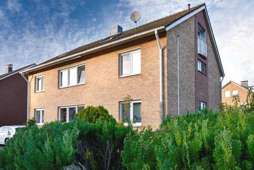 Ansicht von der Straße - 1 Zimmer Mehrfamilienhaus, Wohnhaus zum Kaufen in Versmold