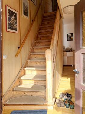 Holztreppe ins OG - 