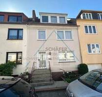 Reihenhaus mit zwei Wohneinheiten in Schwachhausen zu verkaufen - Bremen