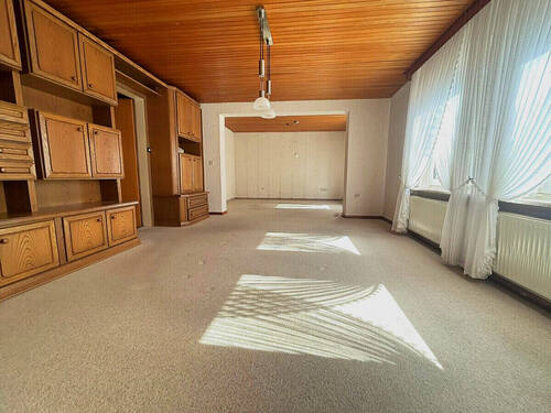 Helles und Großes Wohn und Esszimmer - 4 Zimmer Einfamilienhaus in Marne