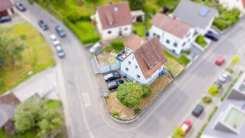Drohnenausnahme - 6 Zimmer Mehrfamilienhaus, Wohnhaus in Leinfelden-Echterdingen / Stetten